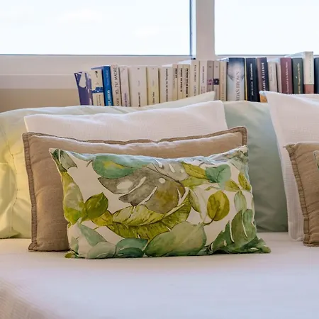 Spectacular Sea View פואנגירולה